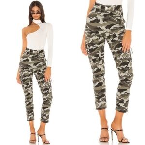 Superdown Paxton Camo Pants Revolve High Rise Skinny Ankle Women’s Size S